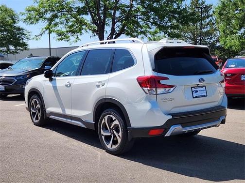 2022 Subaru Forester 2.5i Touring