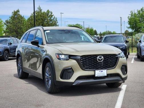 Zircon Sand Metallic 2026 Mazda CX-70 SCP