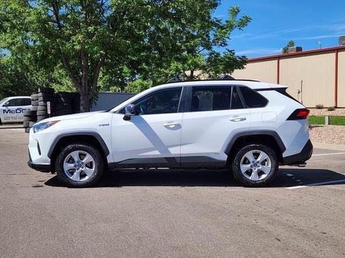 Super White 2019 Toyota RAV4 Hybrid LE
