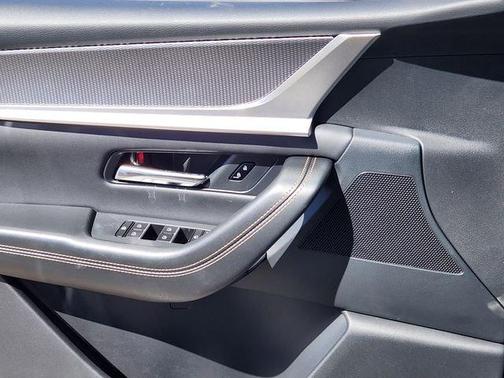 Jet Black Mica 2026 Mazda CX-70 3.3 TURBO S PREMIUM