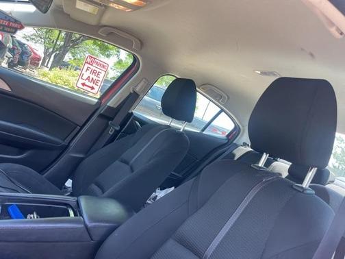 2018 Mazda Mazda3 Sport