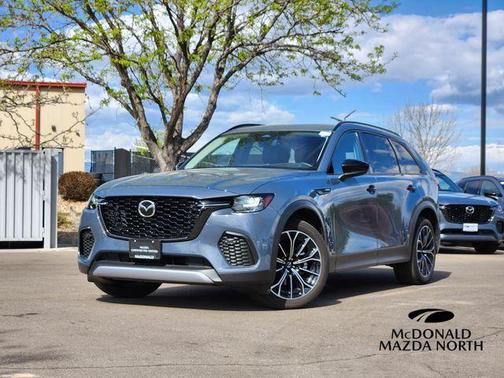 Polymetal Gray Metallic 2025 Mazda CX-70 PR