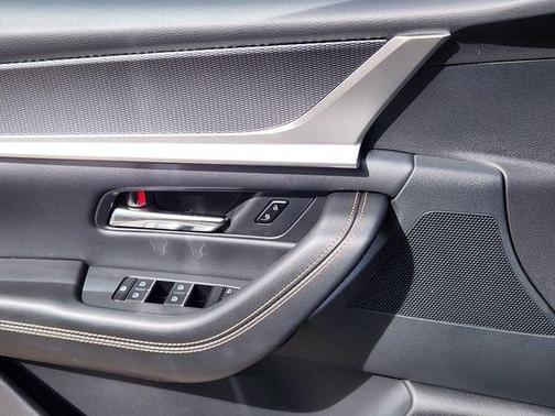 Polymetal Gray Metallic 2025 Mazda CX-70 PR