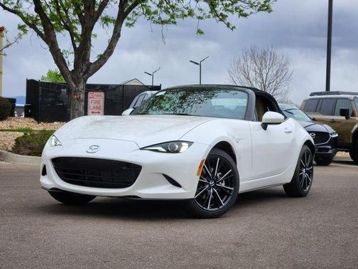 Snowflake White Pearl 2026 Mazda MX-5 Miata Grand Touring