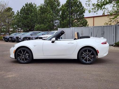 Snowflake White Pearl 2026 Mazda MX-5 Miata Grand Touring