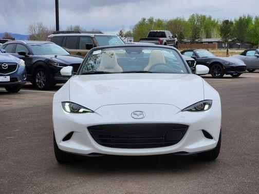 Snowflake White Pearl 2026 Mazda MX-5 Miata Grand Touring