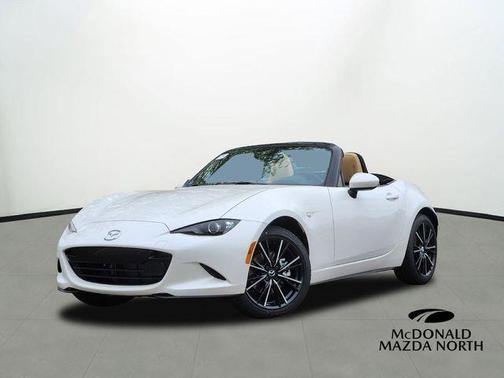 Snowflake White Pearl 2026 Mazda MX-5 Miata Grand Touring