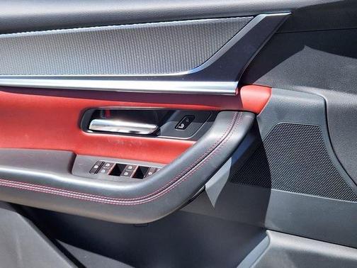 Jet Black Mica 2026 Mazda CX-70 3.3 TURBO S PREMIUM