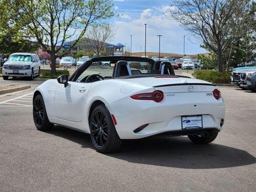 Snowflake White Pearl 2026 Mazda MX-5 Miata Club