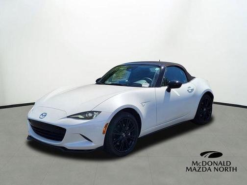 Snowflake White Pearl 2026 Mazda MX-5 Miata Club