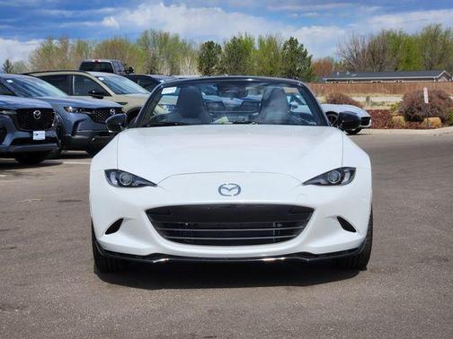 Snowflake White Pearl 2026 Mazda MX-5 Miata Club