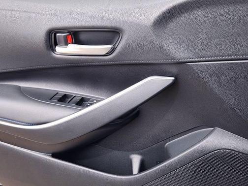 Black 2020 Toyota Corolla SE