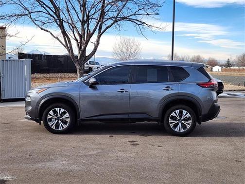 2022 Nissan Rogue SV