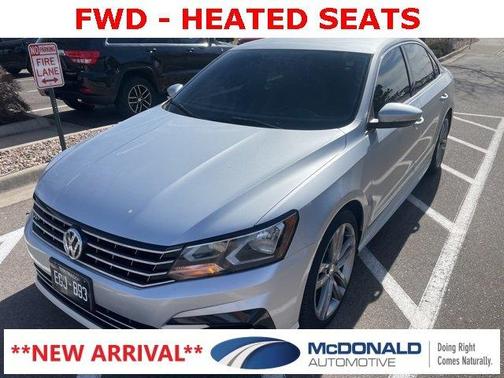 2016 Volkswagen Passat 1.8T R-Line w/ Comfort