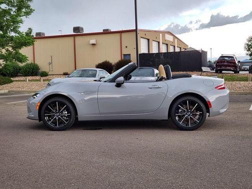 Aero Gray Metallic 2026 Mazda MX-5 Miata Grand Touring