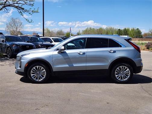 2024 Cadillac XT4 Premium Luxury