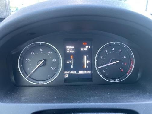 2013 Land Rover LR2 Base