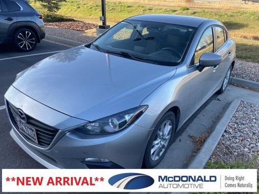 2016 Mazda Mazda3 i Sport