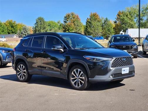 2023 Toyota Corolla Cross XLE