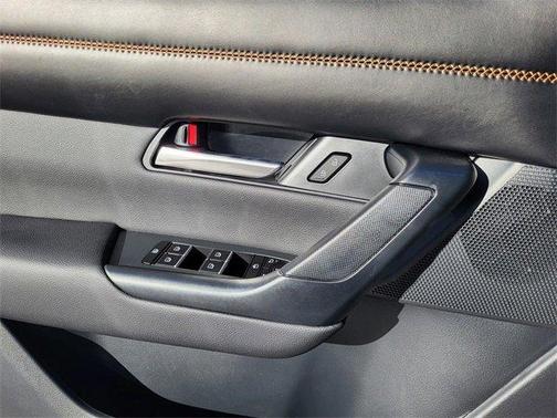 2026 Mazda CX-50 Premium Plus