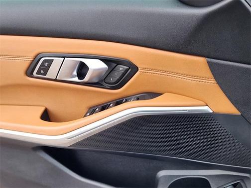 2021 BMW 330 i xDrive