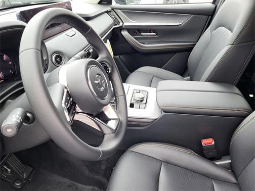 2025 Mazda CX-70 PHEV Premium Package