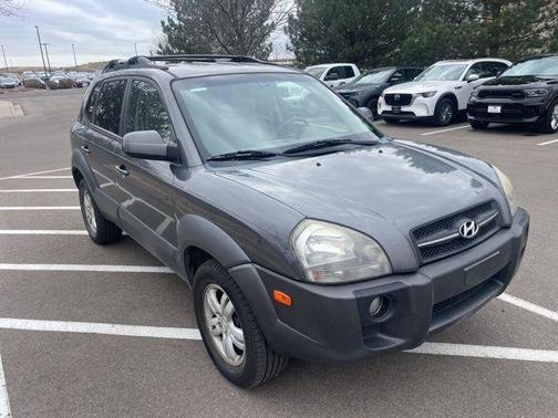 Gray 2008 Hyundai TUCSON SE