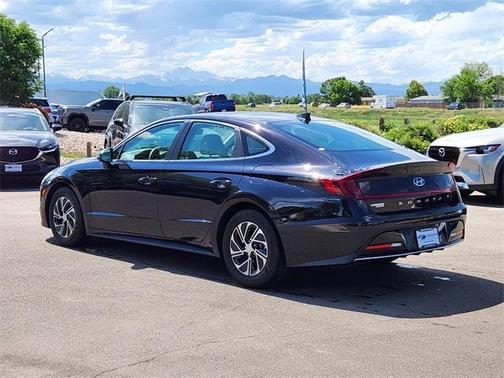 2023 Hyundai SONATA Hybrid Blue