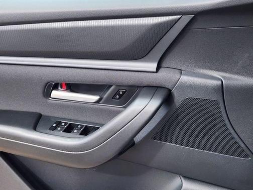 Polymetal Gray Metallic 2026 Mazda CX-70 SC