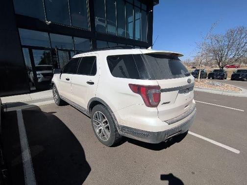 2019 Ford Explorer sport