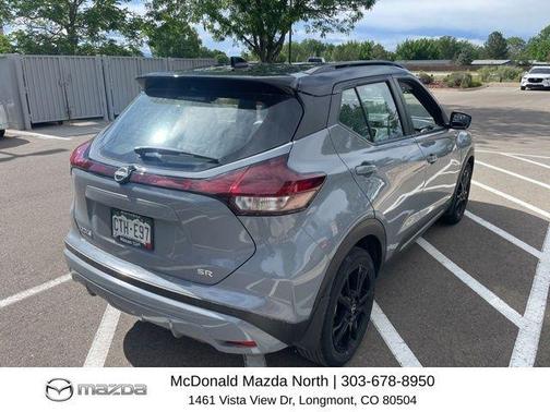 2 Tone Gray / Black 2023 Nissan Kicks SR