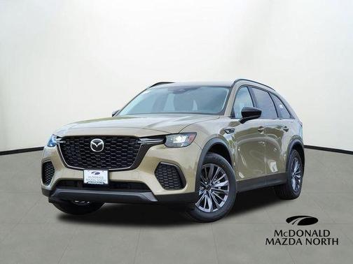 Zircon Sand Metallic 2026 Mazda CX-70 SC