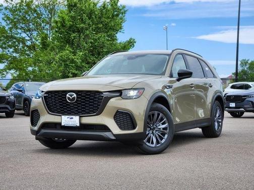 Zircon Sand Metallic 2026 Mazda CX-70 SC