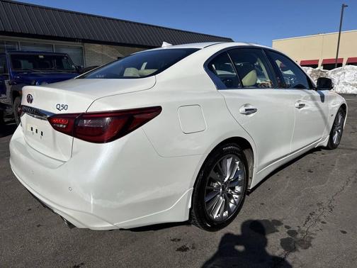 2018 INFINITI Q50 3.0t LUXE