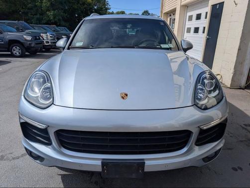 2016 Porsche Cayenne S