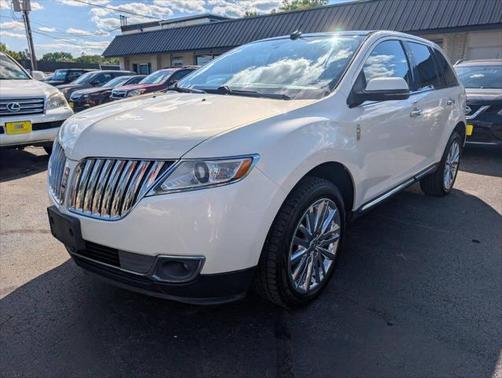 2013 Lincoln MKX Base