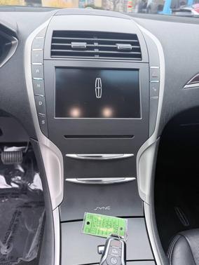 2016 Lincoln MKZ Base