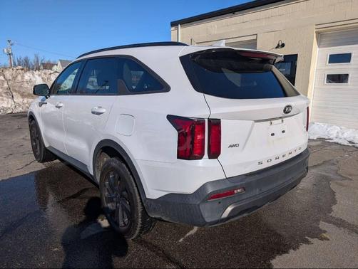2021 Kia Sorento S
