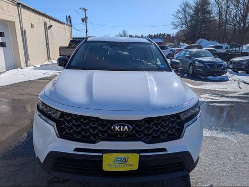 2021 Kia Sorento S