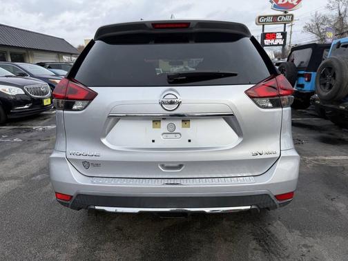 2018 Nissan Rogue SV