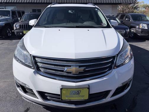 2017 Chevrolet Traverse 2LT
