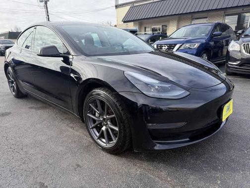 2022 Tesla Model 3 Long Range