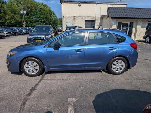 2016 Subaru Impreza 2.0i