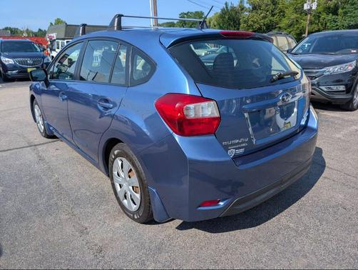 2016 Subaru Impreza 2.0i