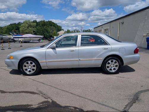 2001 Mazda 626 LX 4dr Sedan