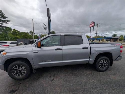 2015 Toyota Tundra SR5