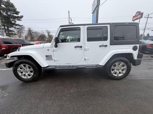 2013 Jeep Wrangler Unlimited Sahara