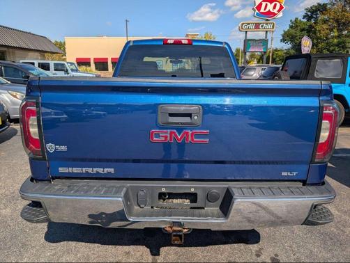2017 GMC Sierra 1500 SLT