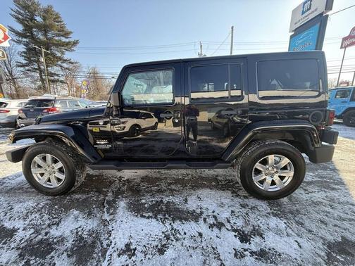 2012 Jeep Wrangler Unlimited Sahara