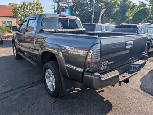 2015 Toyota Tacoma Base